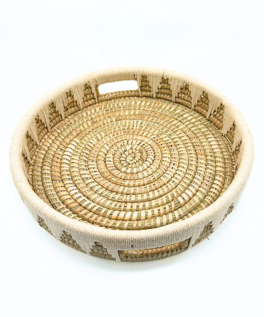 Handgeflochtende Tabletts