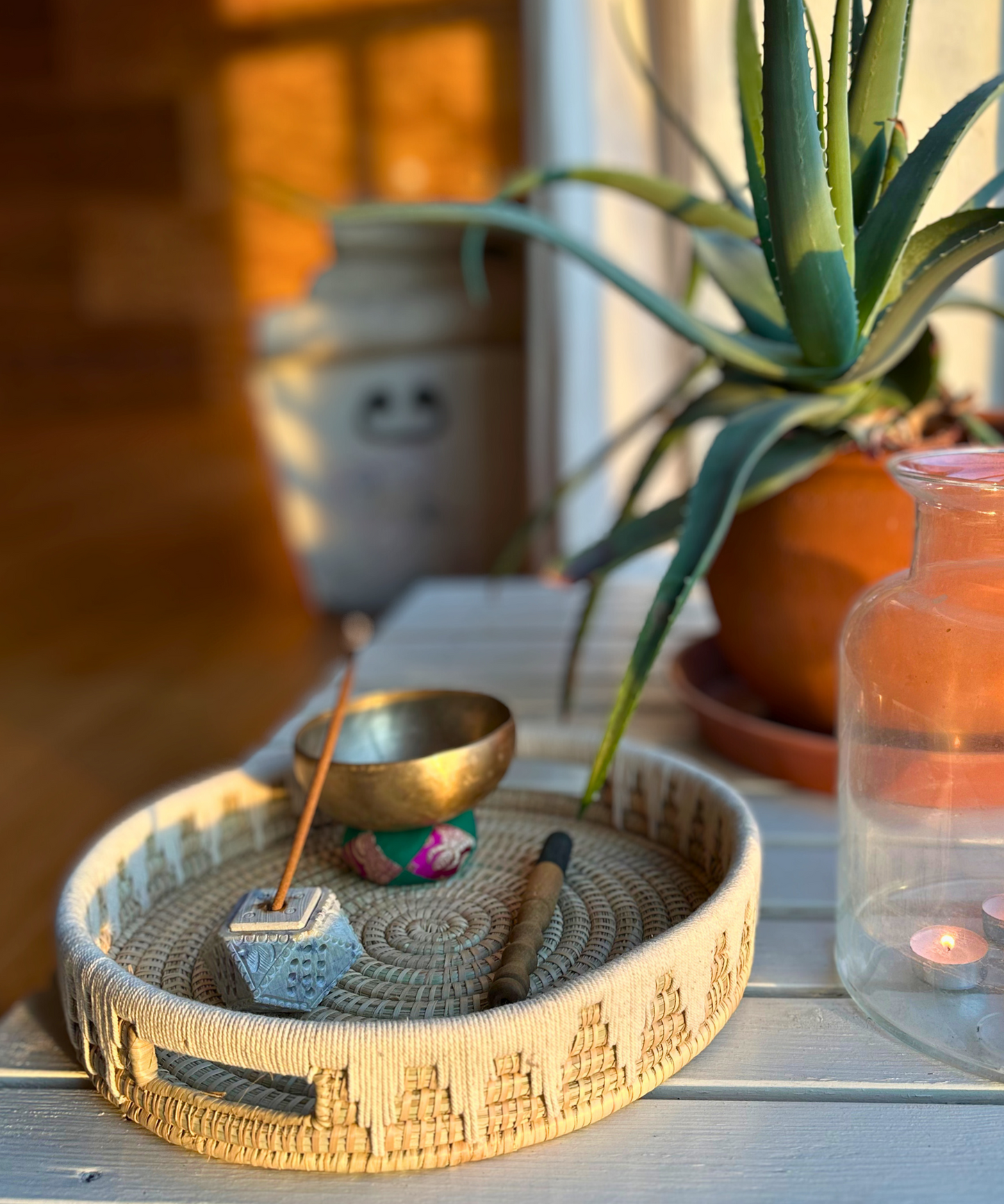 Handgeflochtende Tabletts