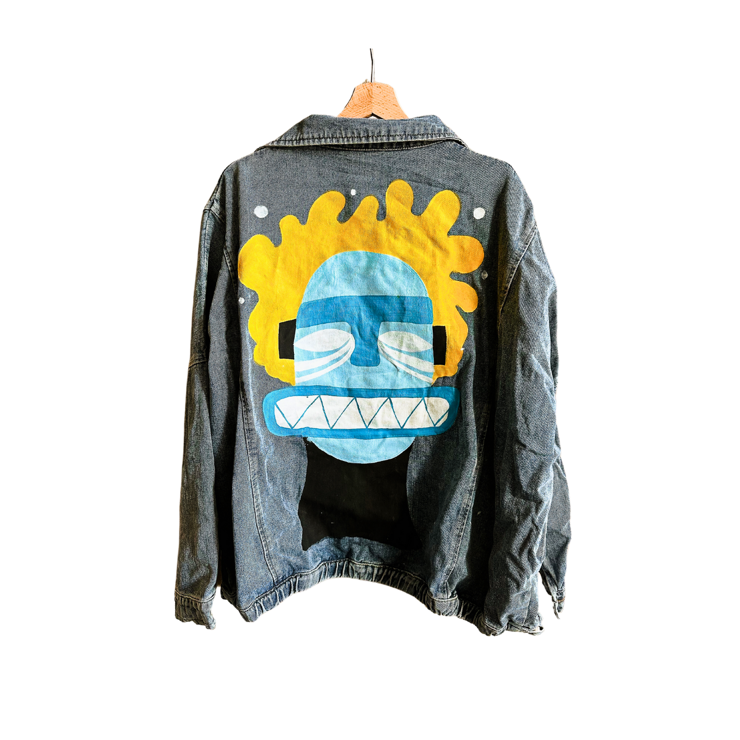 Handbemalte, Upcycled Jeansjacken mit Maskendesign (blaue Maske)